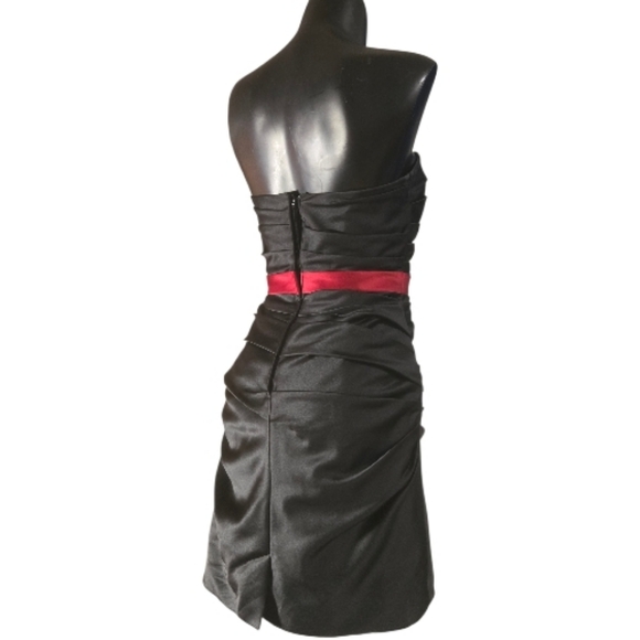 Chantelle Strapless Black Dress with Bold Red Sash - Picture 4 of 5